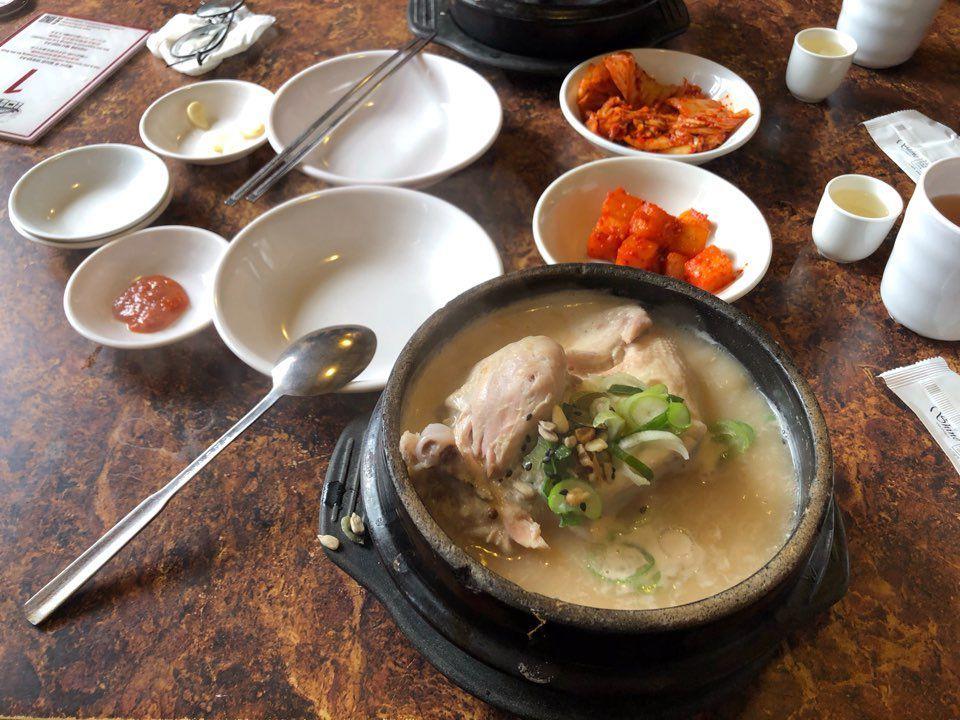 【Gyeongbokgung Must Eat】The Unmimicable Taste: An Honest review of Tosokchon Samgyetang (Korean Ginseng Chicken Soup)